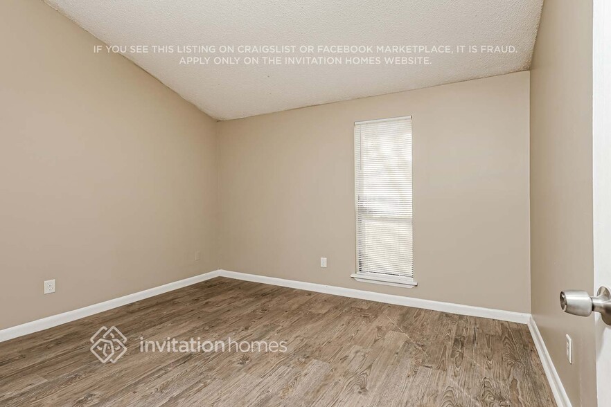 Building Photo - 3381 Maiden Voyage Cir S