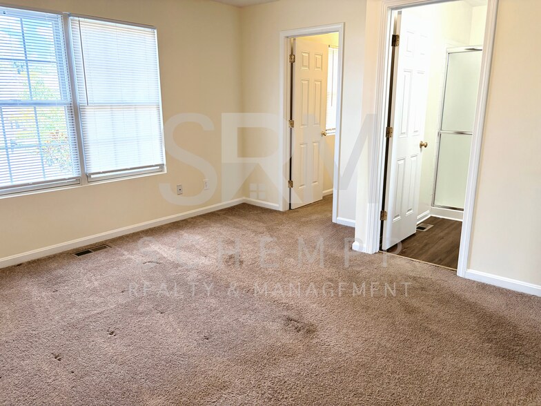 Building Photo - 7022 Shanty Creek Dr