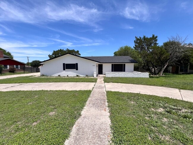 Primary Photo - Charming 3-Bedroom Home for Rent in Harker...
