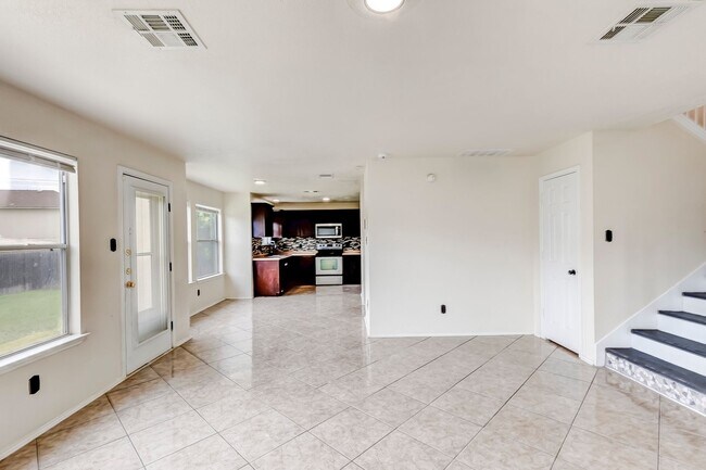 Building Photo - 4411 Causeway Ct
