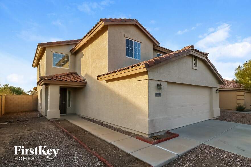 Building Photo - 22031 W Solano Dr