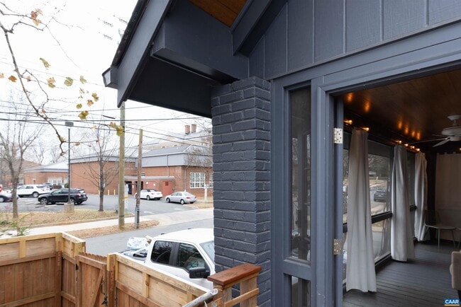 Building Photo - 1219 Gordon Ave