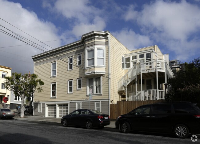 Building Photo - 1043-1047 Noe Street