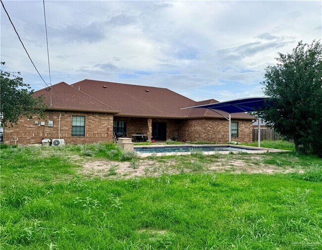 Building Photo - 18 Marble St