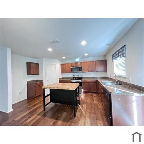 Building Photo - 5405 Shady Springs Trail