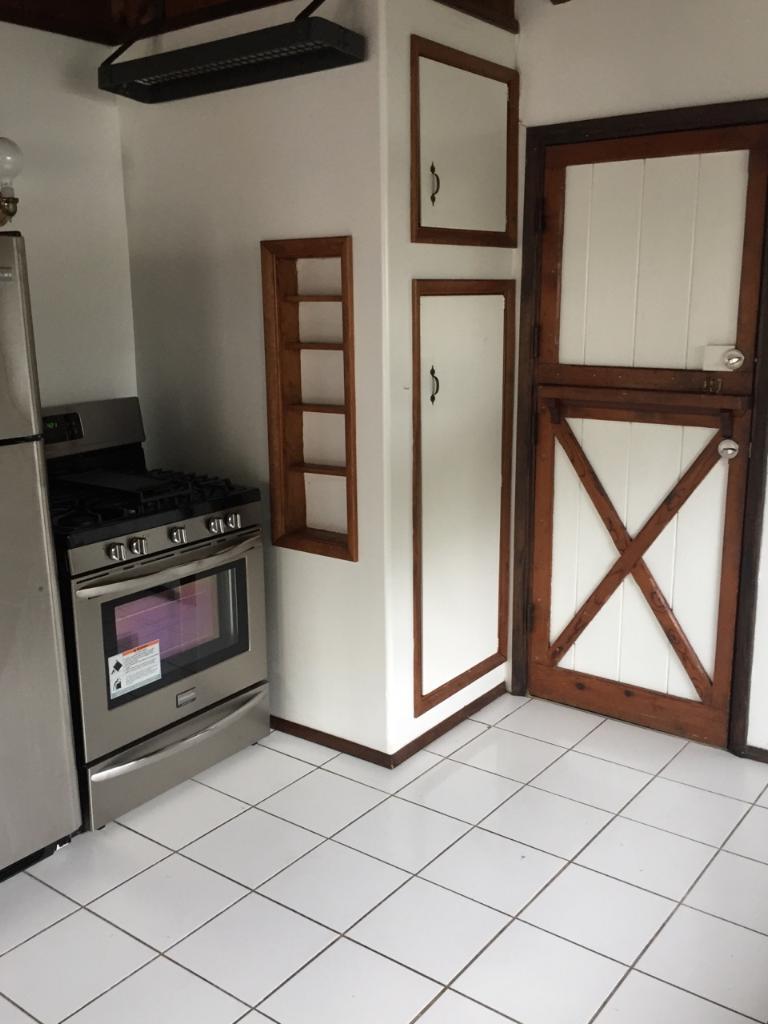 Building Photo - 2434 Oak St