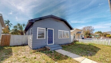 Building Photo - Adorable 3 bedroom / 2 bathroom Home for R...