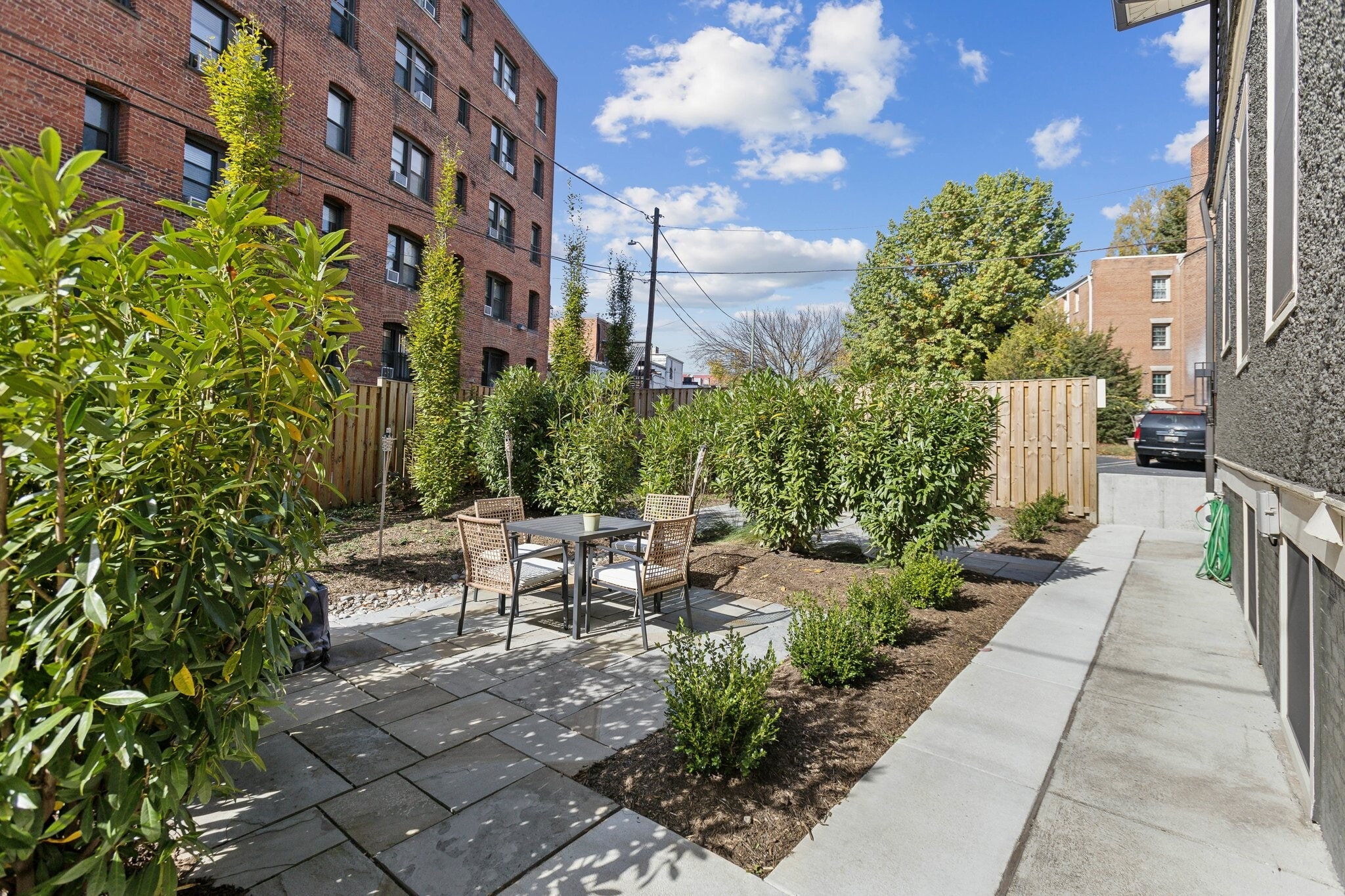 Building Photo - 2753 Macomb St NW
