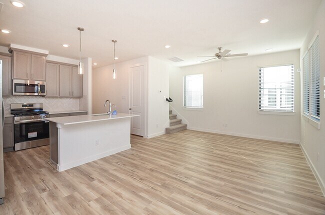 Building Photo - 3249 Loam Ln