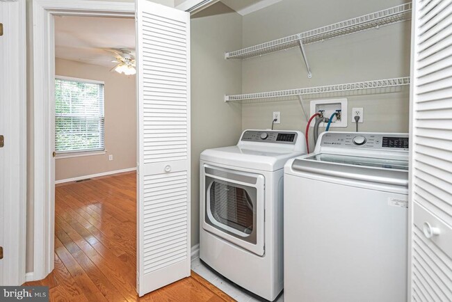 Building Photo - 212 William Livingston Ct