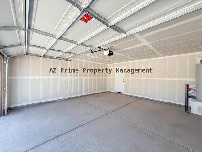 Building Photo - 239 Sonoran Vis Cir