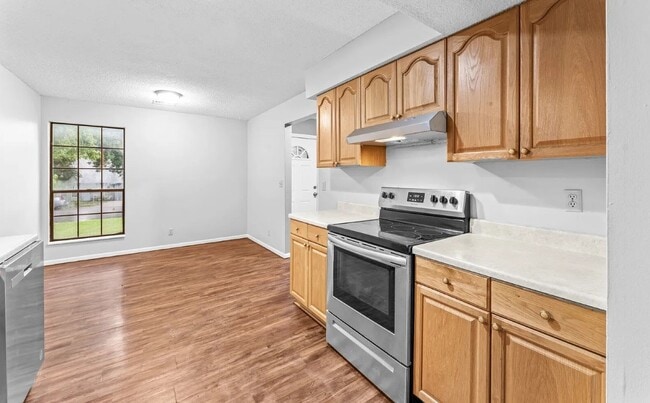 Building Photo - 16107 W 141st Terrace
