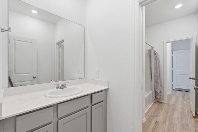 Building Photo - 2822 Paradise Rdg Wy