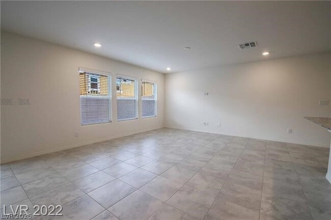 Building Photo - 8171 Calpena Ave