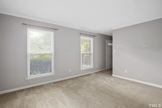 Building Photo - 105 Lone Tree Ct