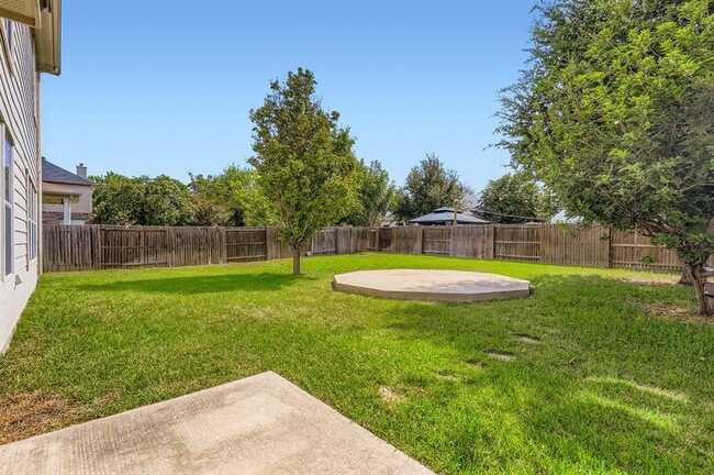 Building Photo - 20825 Penny Royal Dr