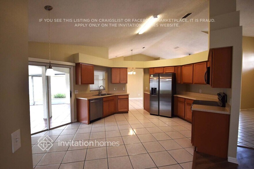 Building Photo - 1440 Bradwell Dr