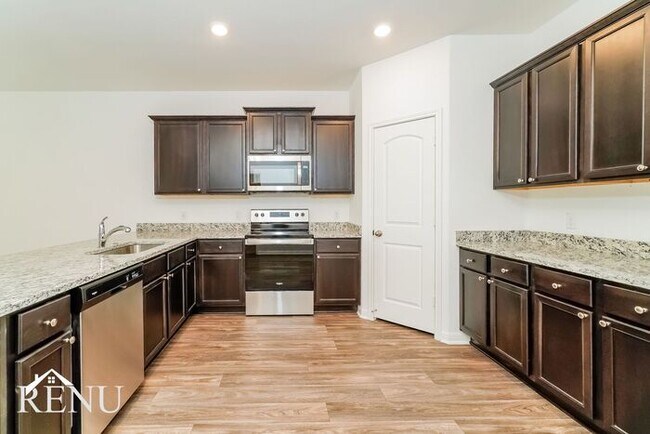 Building Photo - Coming Soon!