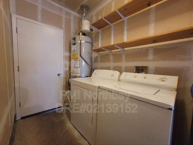 Building Photo - 68 Manchester Dr