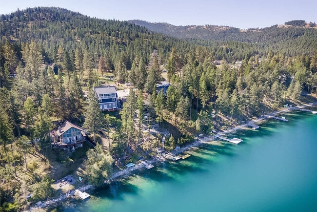 Building Photo - 402 N Foys Lake Dr