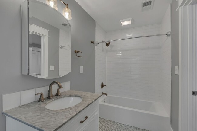 Building Photo - Total remodeled East Nashville Beauty!