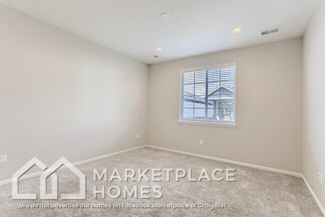 Building Photo - 27003 E Archer Ave