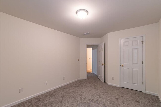 Building Photo - 4188 Rogers Creek Ct