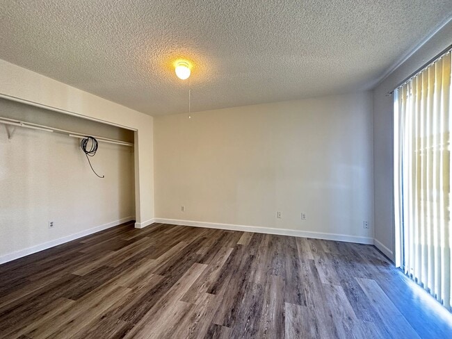 Building Photo - 4 Bedroom Near Delta Shores