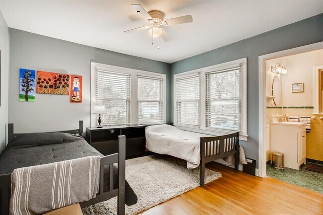 Building Photo - 2307 Tower Dr