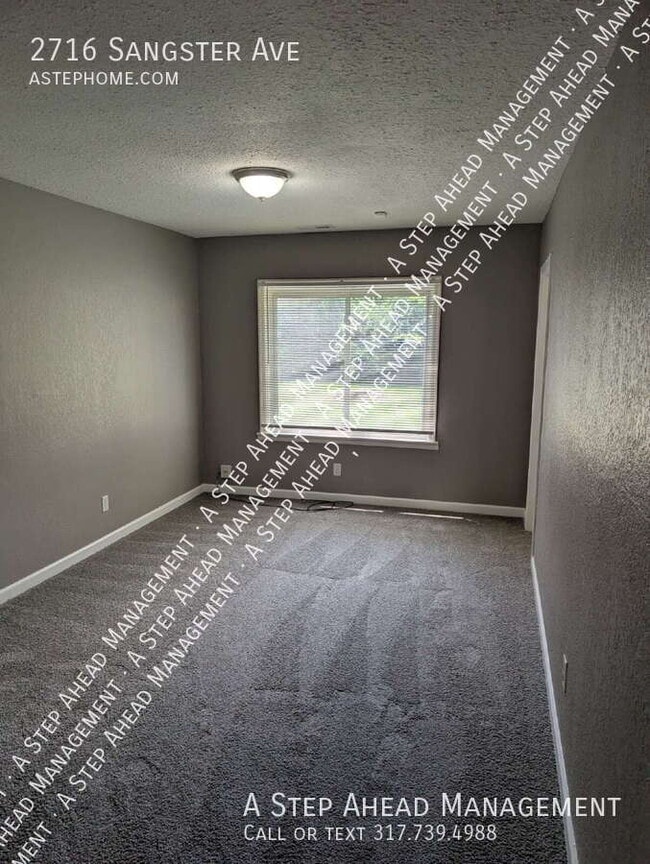 Building Photo - 2716 Sangster Ave