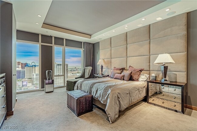 Building Photo - 3750 S Las Vegas Blvd