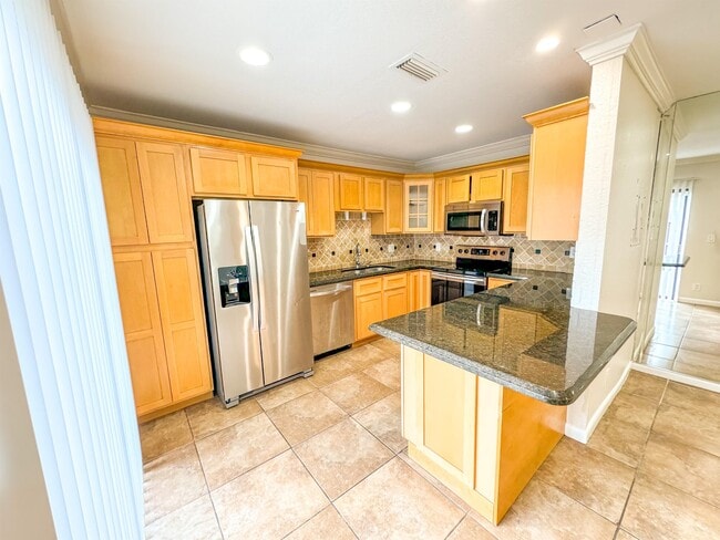 Building Photo - 1827 N Congress Ave