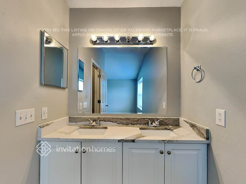 Building Photo - 12444 Country Meadows Dr