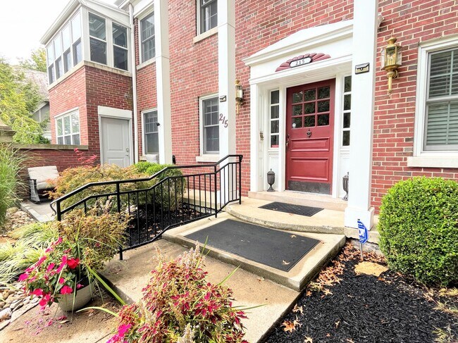 Building Photo - 215 Fort Mitchell Ave