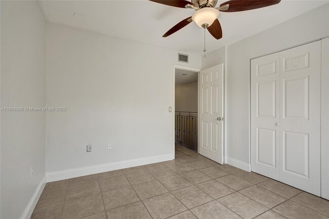 Building Photo - 4600 SW 67th Ave