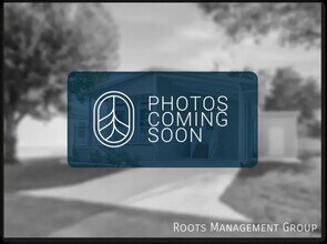 Building Photo - 2425 Beverly-BEV2425