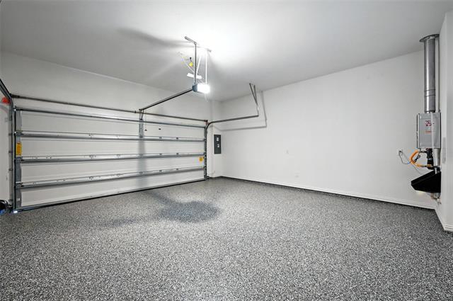 Building Photo - 2528 Campden Mews