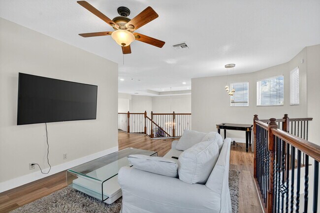 Building Photo - 9167 Oak Alley Dr