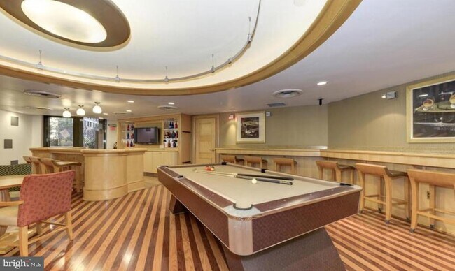 Building Photo - 616 E Street NW Unit 1020