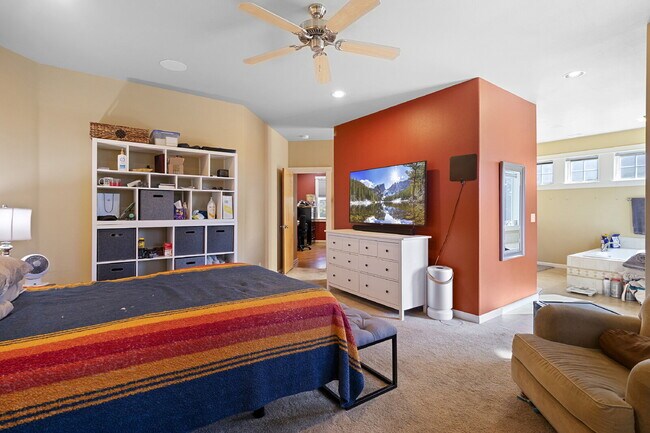 Building Photo - Beautiful, 5-Bedroom, Spacious, Damascus Home with Incredible Views