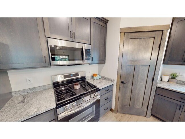 Building Photo - 11744 Kings Ln