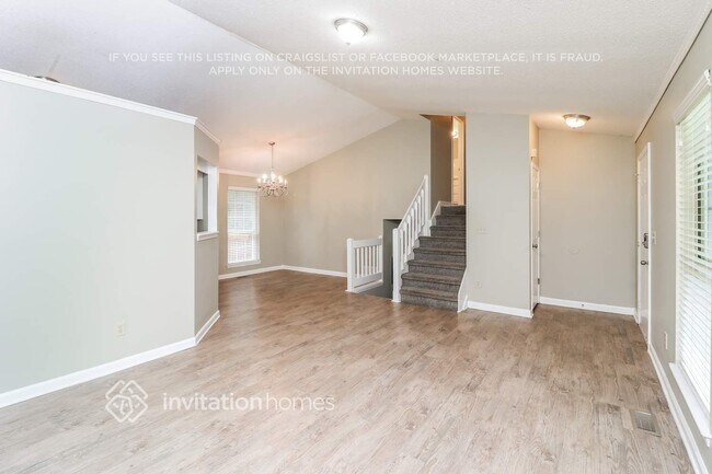 Building Photo - 7300 Hunters Ridge Dr