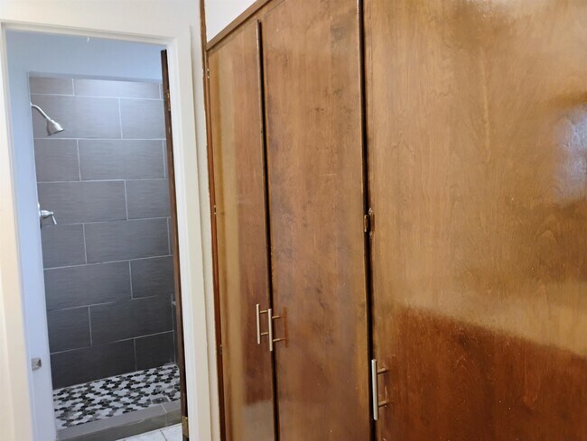 Building Photo - 322 Enchanted Way