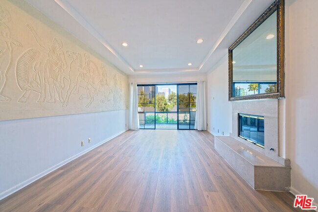 Building Photo - 234 S Gale Dr