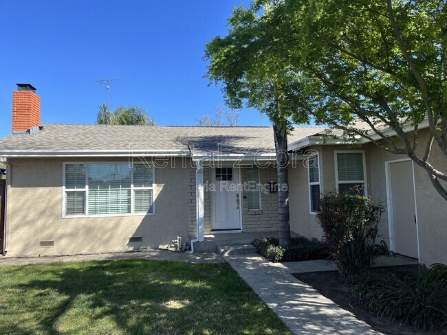 Building Photo - 1216 Rose Ave