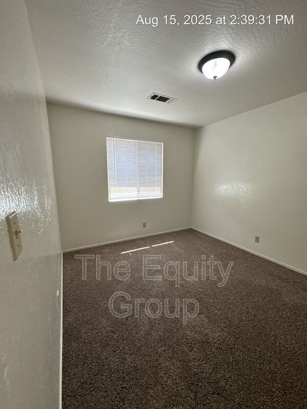Building Photo - 10700 Railroad Ave