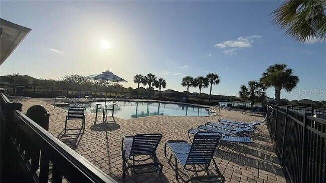 Building Photo - 5321 Amersham Ln