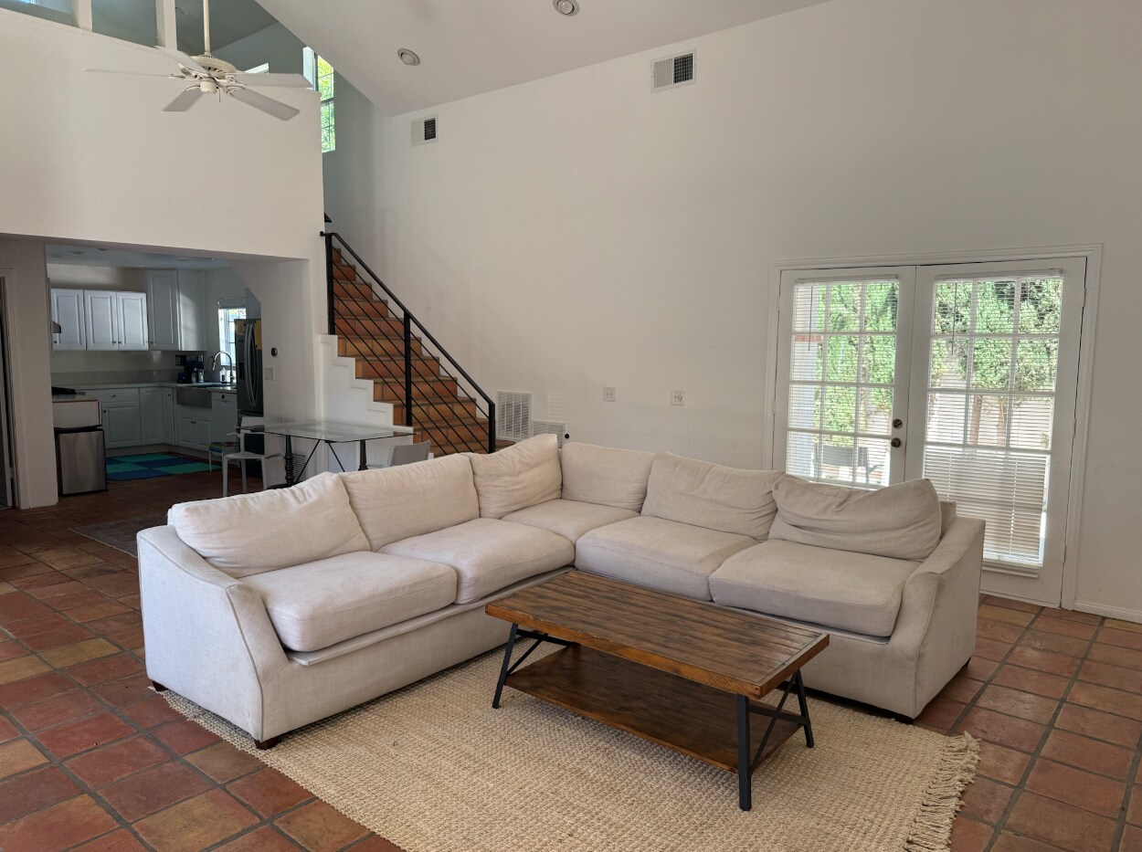 Building Photo - 5408 Morella Ave