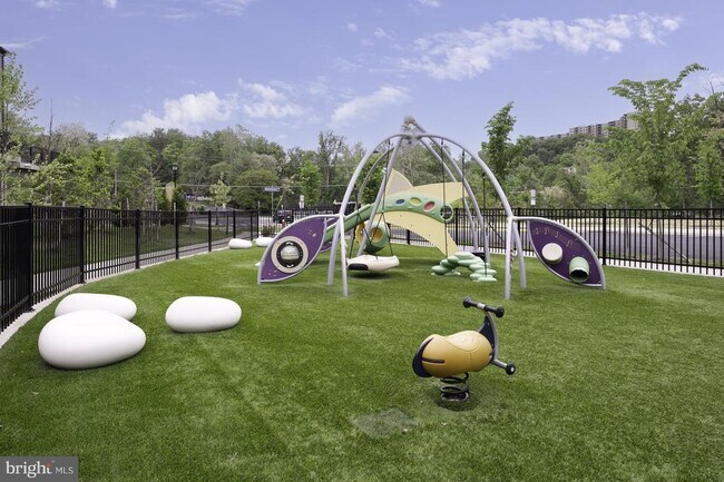 Building Photo - 5509 Valmarana Way