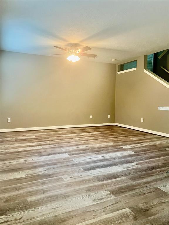 Building Photo - 202 S Walden Elms Cir